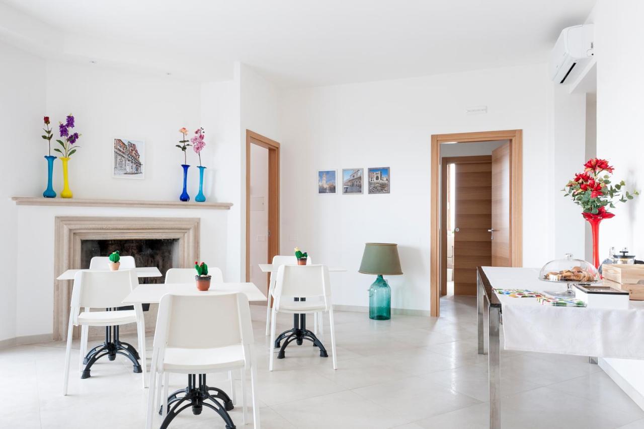 Ultimo Piano B&B Лечче Экстерьер фото